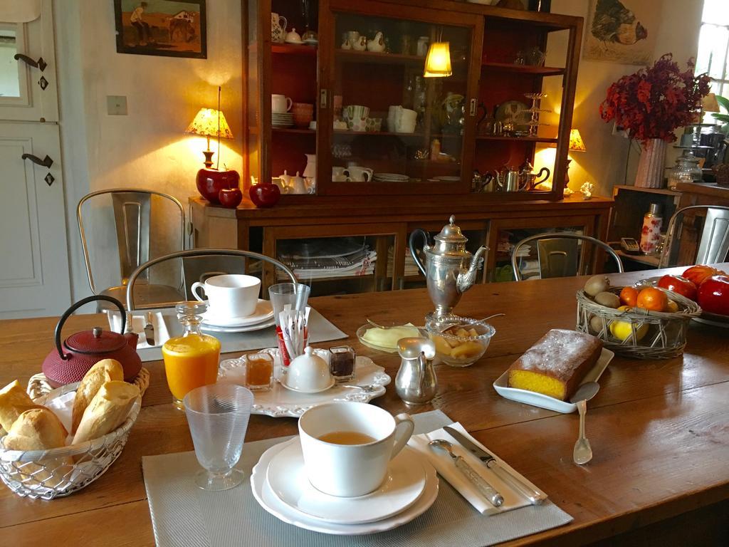 Les Volets Bleus Bed & Breakfast Арконг Екстериор снимка