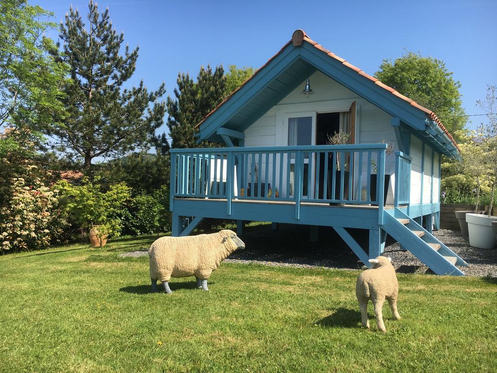 Les Volets Bleus Bed & Breakfast Арконг Екстериор снимка