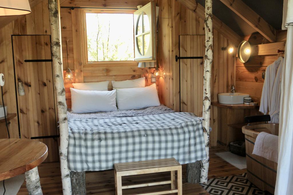 Les Volets Bleus Bed & Breakfast Арконг Екстериор снимка