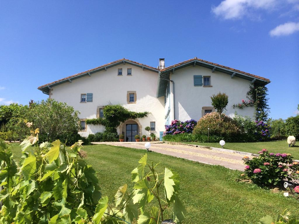 Les Volets Bleus Bed & Breakfast Арконг Екстериор снимка