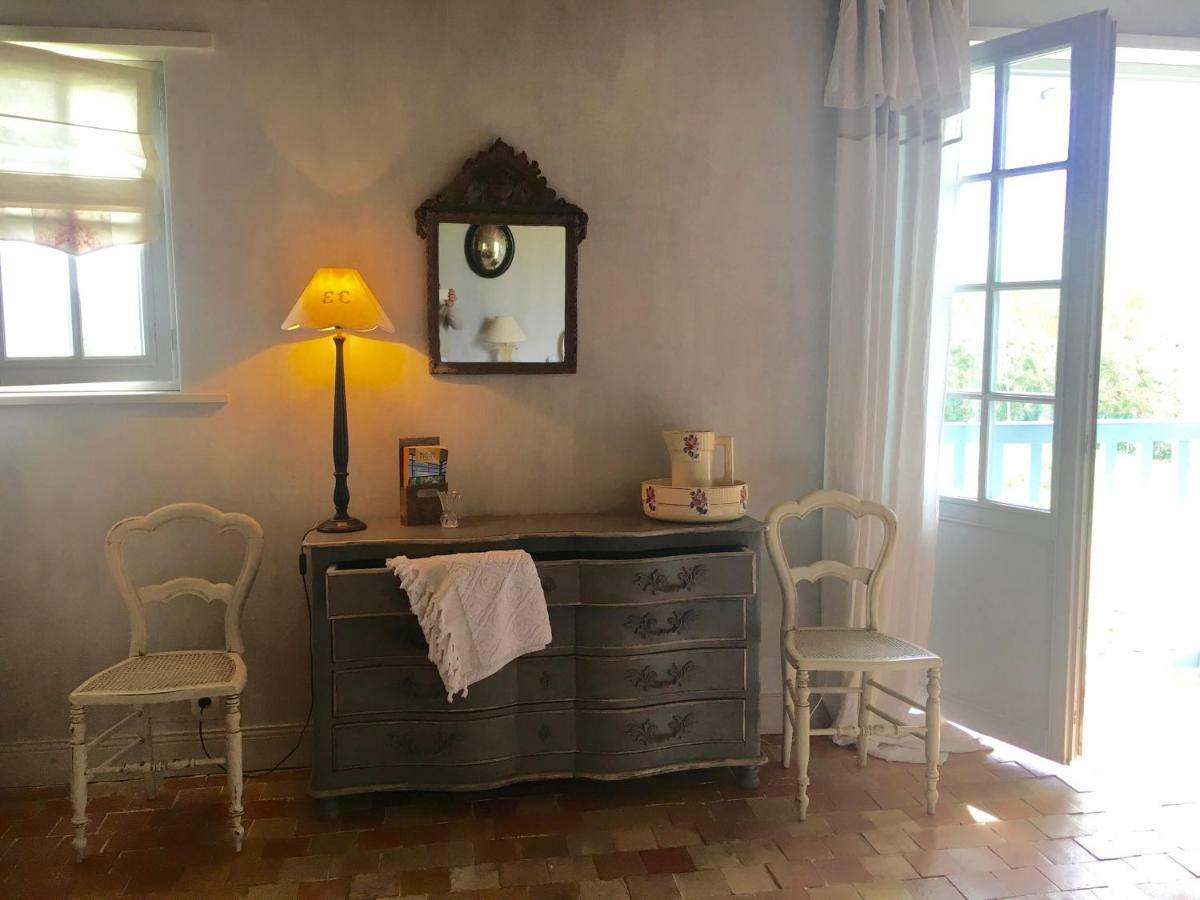 Les Volets Bleus Bed & Breakfast Арконг Екстериор снимка