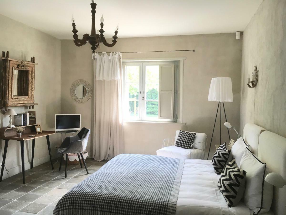 Les Volets Bleus Bed & Breakfast Арконг Екстериор снимка